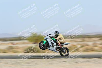 media/Apr-10-2022-SoCal Trackdays (Sun) [[f104b12566]]/Speed Shots Back Straight (930am)/